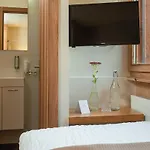 Hotel Landhaus Hotell 4*
